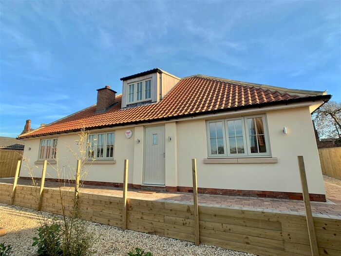 3 Bedroom Detached Bungalow To Rent In St. James Court, Piper Lane, Thirsk YO7