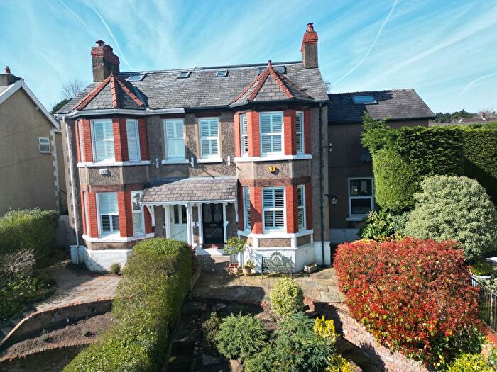 5 Bedroom Semi-Detached House For Sale In Hillside Road, Heswall, CH60