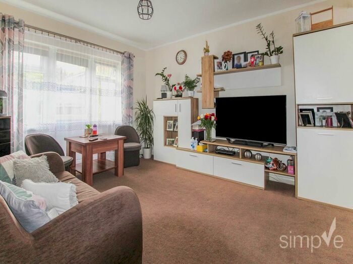 3 Bedroom Property To Rent In Black Rod Close, Hayes, Middlesex, UB3