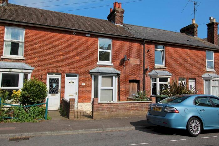 2 Bedroom Detached House To Rent In Hardinge Road, Ashford, TN24