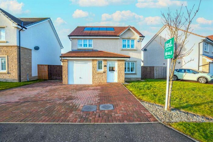 3 Bedroom Detached House For Sale In Roadmeetings Crescent, Carluke, ML8