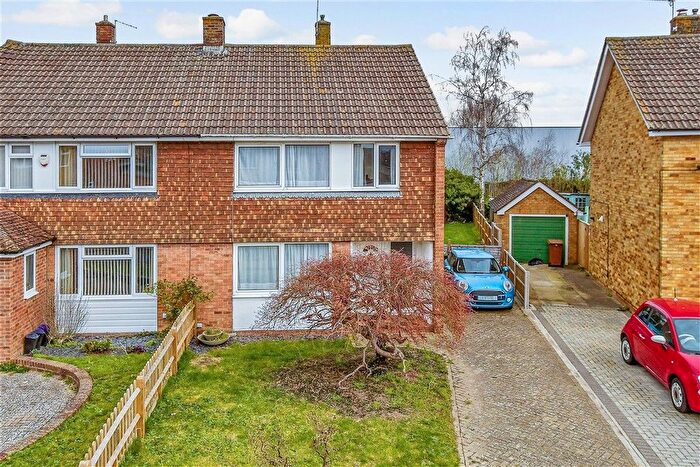 3 Bedroom Semi Detached House For Sale In Allington Road, Paddock Wood, Tonbridge, Kent, TN12