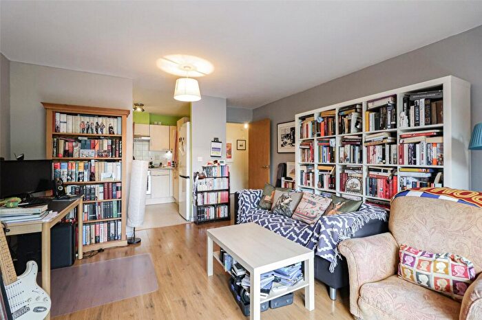 1 Bedroom Apartment For Sale In Erebus Drive, Woolwich, SE28