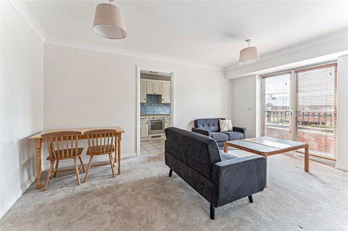 2 Bedroom Apartment To Rent In Rowland Hill Court, OX1