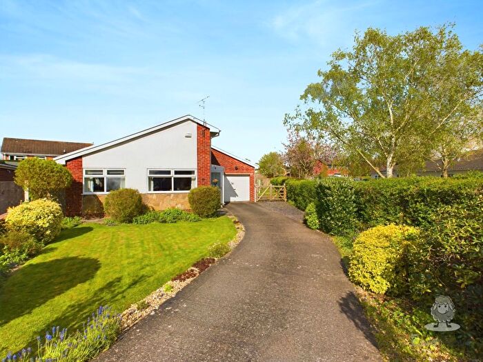 2 Bedroom Detached Bungalow For Sale In Sandown Road, Bangor-On-Dee, Wrexham, LL13