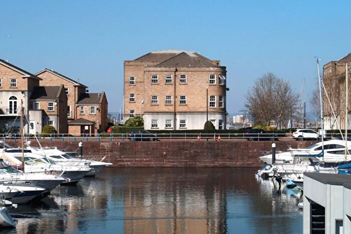 2 Bedroom Apartment To Rent In Richmond House, Llwyn Passat, Penarth, CF64
