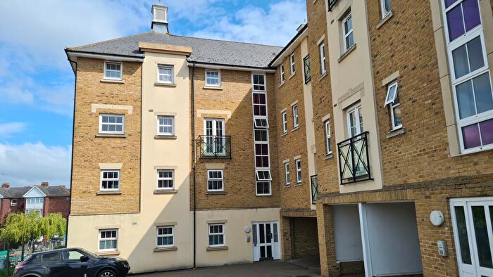 2 Bedroom Flat For Sale In Chelwater, Great Baddow, Essex, CM2