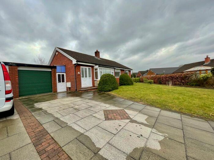 3 Bedroom Detached Bungalow To Rent In Armadale Road, Ladybridge, Bolton, Lancashire. ***Available Now***, BL3