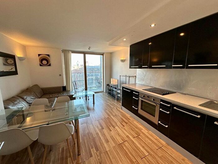 2 Bedroom Apartment To Rent In West Point, Wellington Street, City Centre, LS1