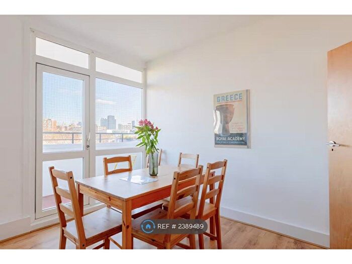 4 Bedroom Flat To Rent In Grimthorpe House, London, EC1V