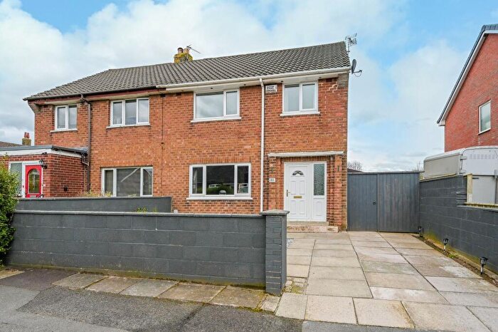 3 Bedroom Semi-Detached House For Sale In Mill Dam Lane, Burscough, L40