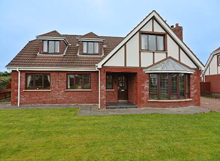 5 Bedroom Detached House For Sale In Kensington Manor, Craigavon, BT66