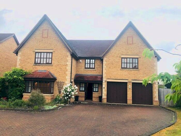 5 Bedroom Detached House To Rent In Shenley Church End, Milton Keynes, MK5