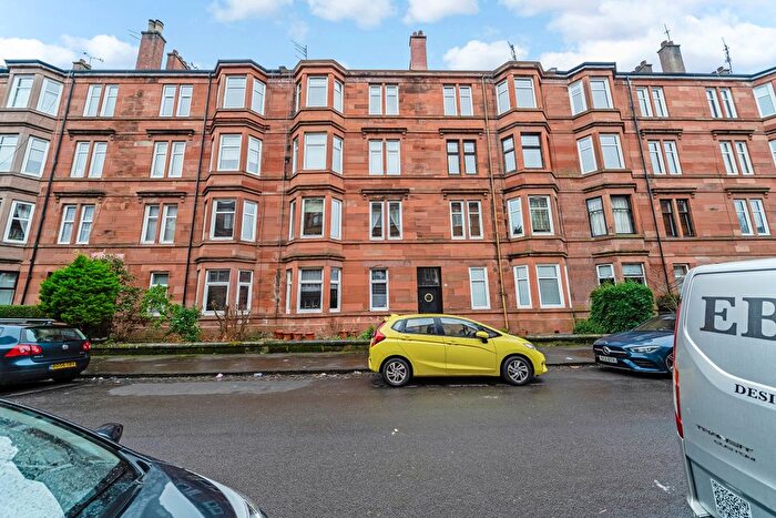 2 Bedroom Flat To Rent In Dundrennan Road, Glasgow, G42