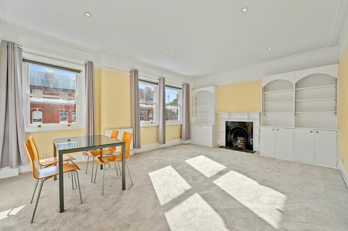 2 Bedroom Flat To Rent In Stanwick Road, London, W14