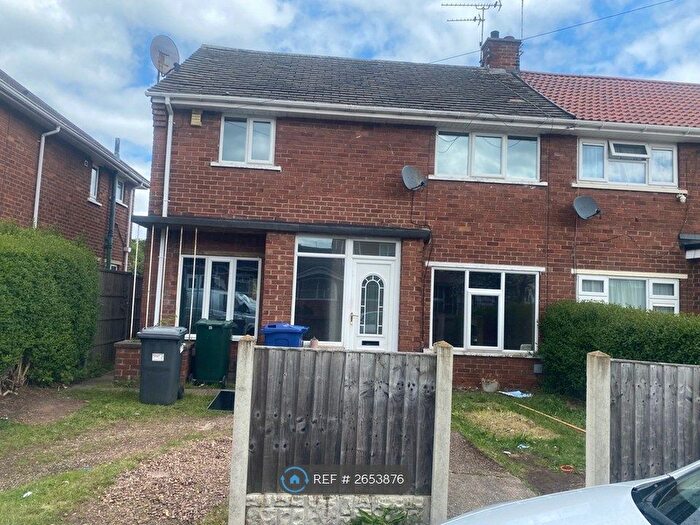 3 Bedroom End Of Terrace House To Rent In Acacia Road, Doncaster, DN4