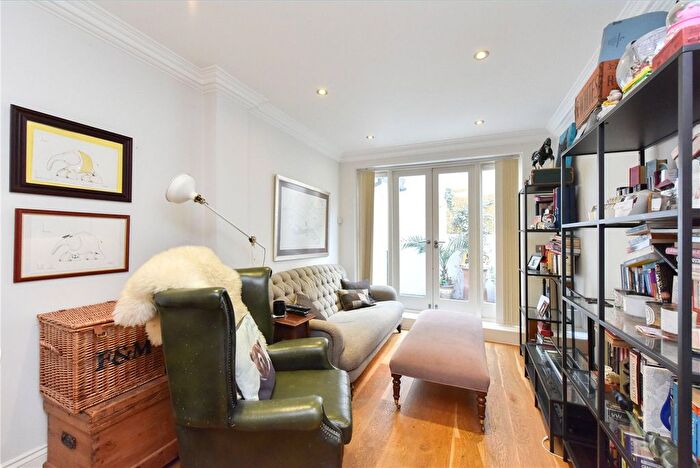 1 Bedroom Flat To Rent In Stoke Newington Road, London, N16