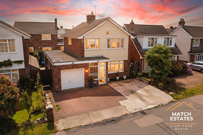 3 Bedroom Detached House For Sale In Pay Street, Densole, Folkestone, Kent, CT18