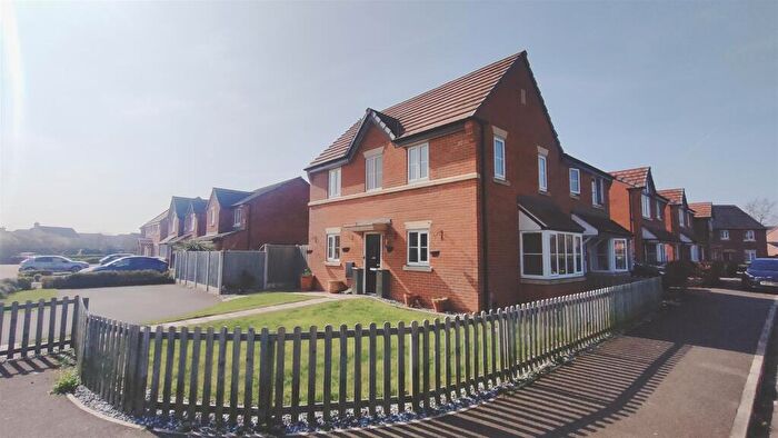 3 Bedroom Semi Detached House To Rent In Wallenge Road, Middlewich, CW10