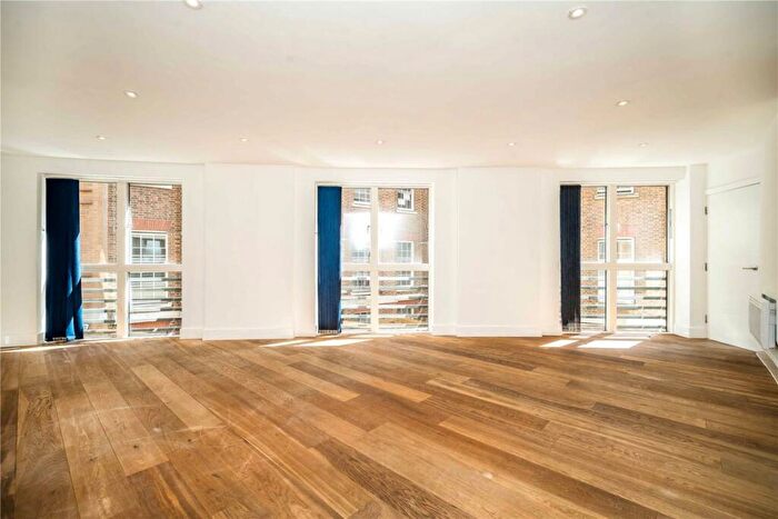 2 Bedroom Flat For Sale In Black Friars Lane, London, EC4V