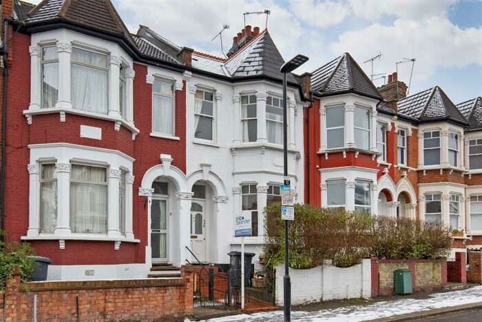 4 Bedroom Terraced House To Rent In Beresford Road, Harringay, N8