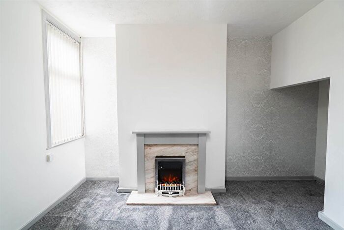 2 Bedroom Property To Rent In Stephen St, Blackburn, BB2