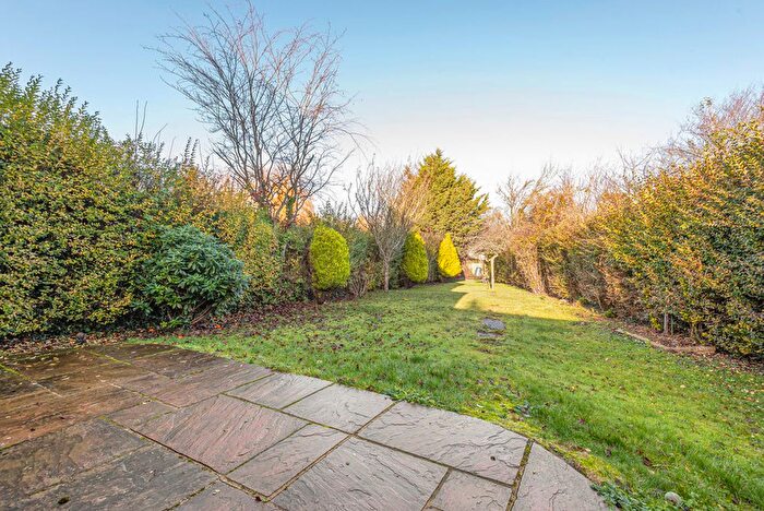 5 Bedroom Semi-Detached House To Rent In Ashenden Road, Guildford, GU2