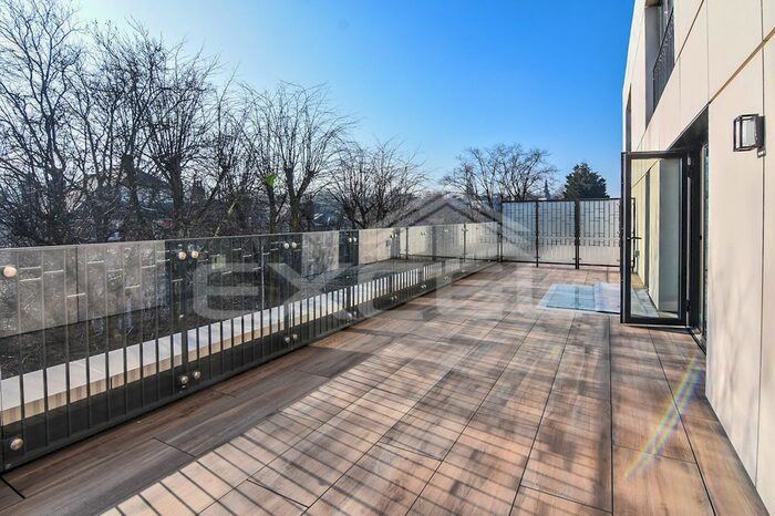 2 Bedroom Flat To Rent In Hornsey Town Hall, Crouch End, London, N8