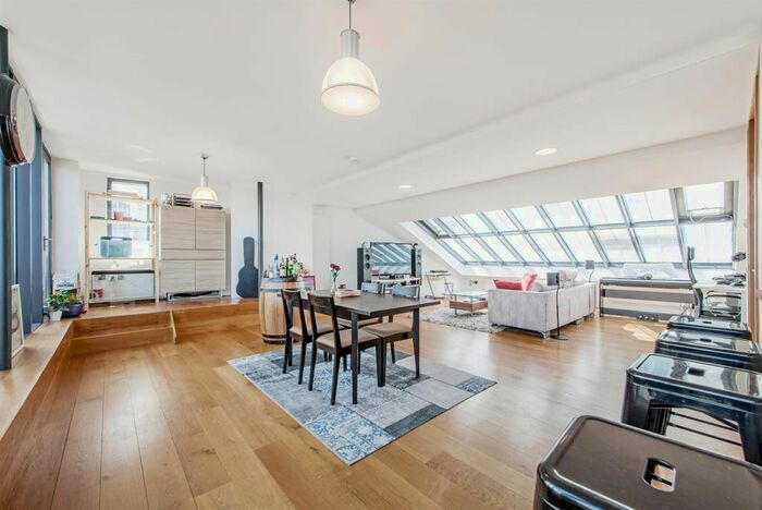 2 Bedroom Flat To Rent In Curtain Road, London, EC2A