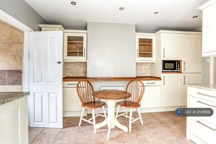 1 Bedroom Flat To Rent In Arundel Road, Croydon, CR0