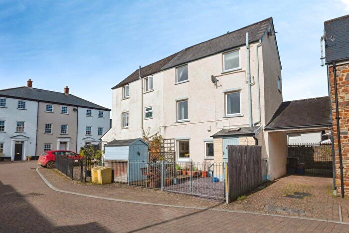 1 Bedroom Terraced House For Sale In Newton Square, Bampton, Tiverton, EX16