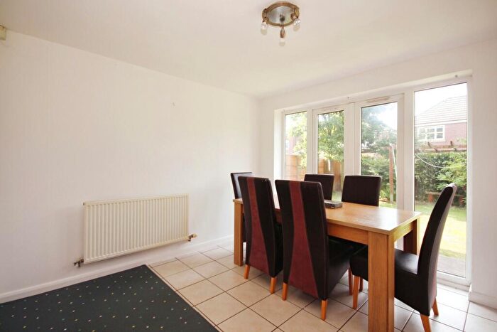 4 Bedroom Detached House For Sale In Valencia Road, Coventry, West Midlands, CV3