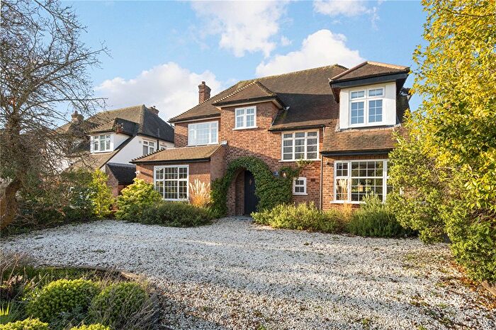 4 Bedroom Detached House For Sale In Orchard Rise, Kingston Upon Thames, Surrey, KT2