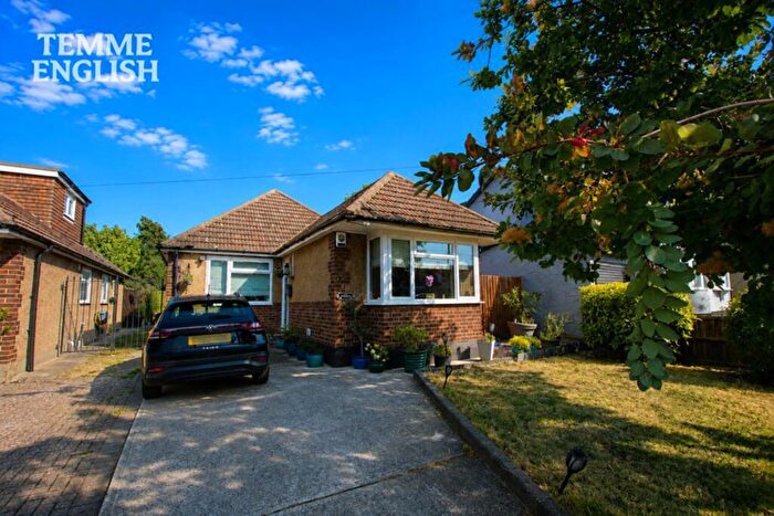2 Bedroom Detached Bungalow For Sale In Pound Lane, Bowers Gifford, SS13