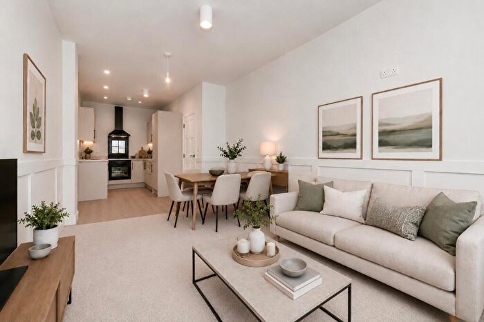 1 Bedroom Apartment For Sale In Castle Street, Trowbridge, BA14