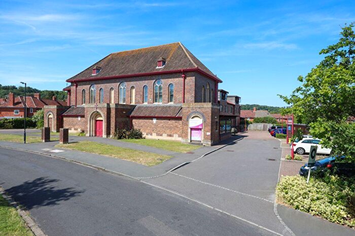 2 Bedroom Apartment For Sale In Shirehampton Road | Sea Mills, BS9