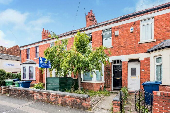 2 Bedroom Terraced House To Rent In Cowley Road, OX4