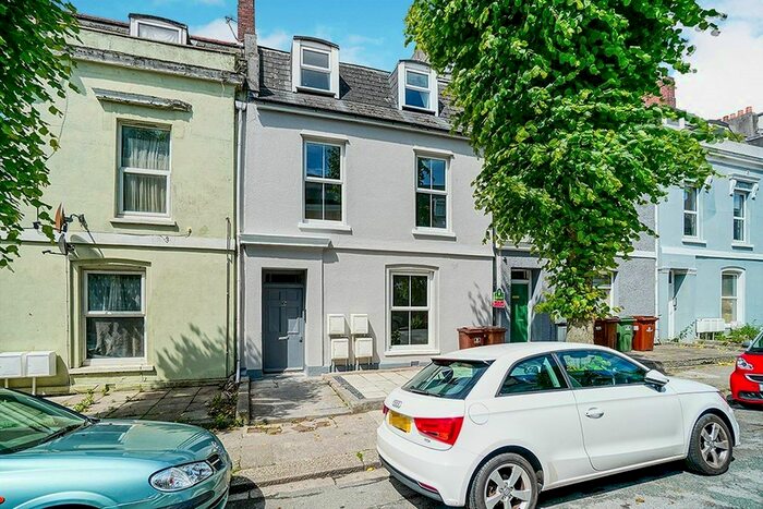 1 Bedroom Flat To Rent In Victoria Place, Stoke, Plymouth, PL2