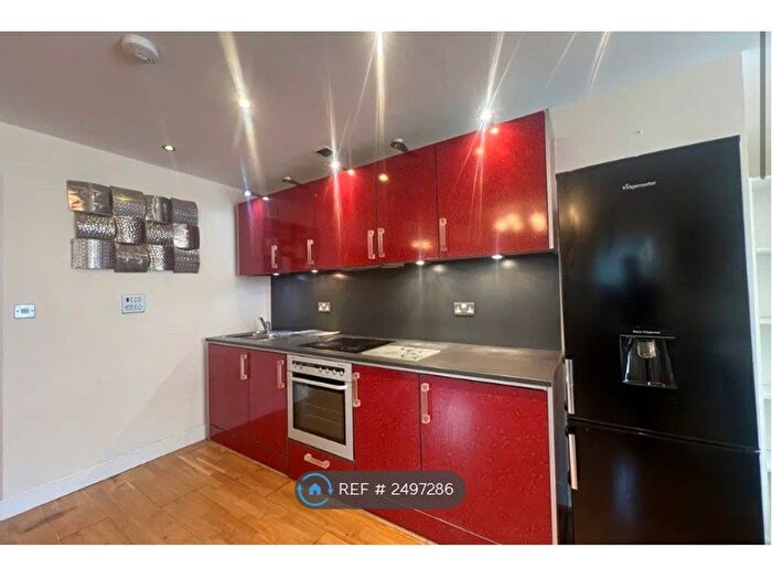 2 Bedroom Flat To Rent In Altolusso, Cardiff, CF10