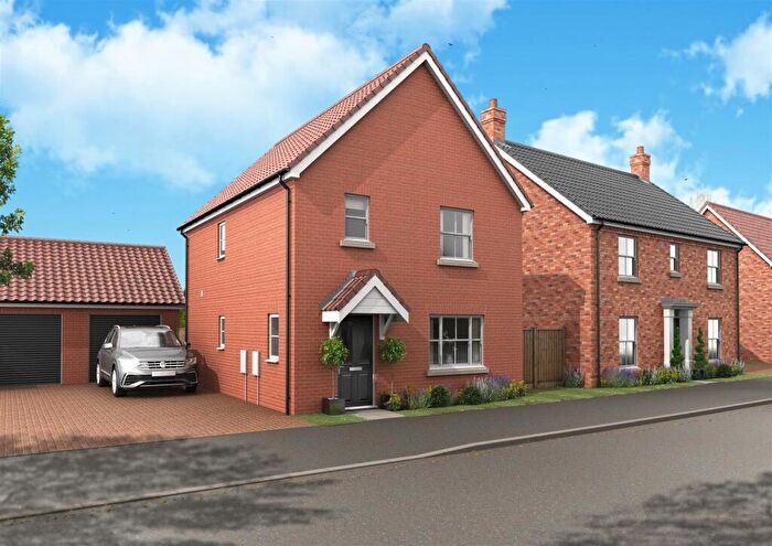 3 Bedroom Detached House For Sale In St. Johns Park, Bungay, NR35