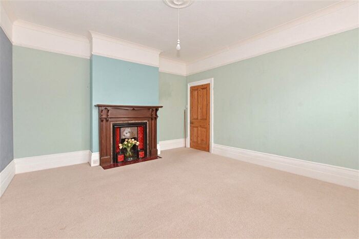 2 Bedroom Maisonette For Sale In New Town, Uckfield, East Sussex, TN22