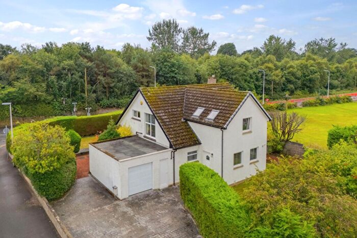 4 Bedroom Detached House For Sale In Douglas Drive, Crossford, KY12