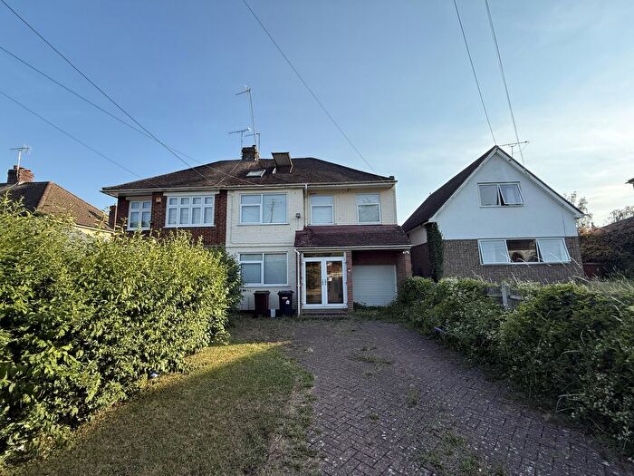 4 Bedroom Property For Sale In Bush Road, Cuxton, Rochester, Kent, ME2