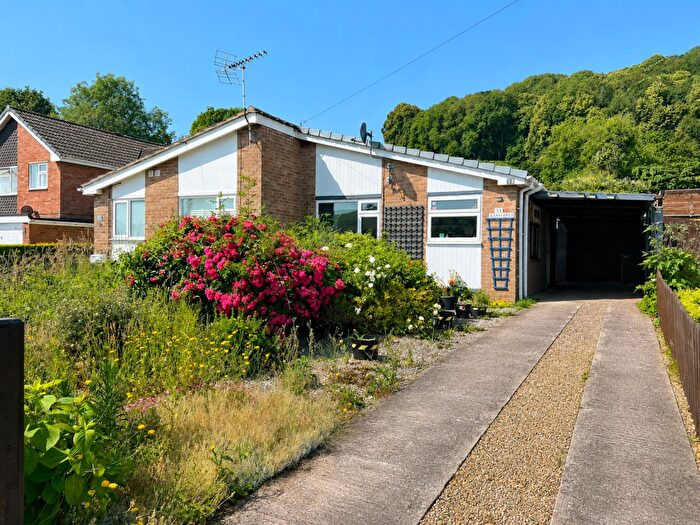 2 Bedroom Semi-Detached Bungalow For Sale In Glebe Close, Mitcheldean, GL17