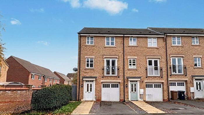 4 Bedroom End Of Terrace House For Sale In Deansleigh, Lincoln, LN1