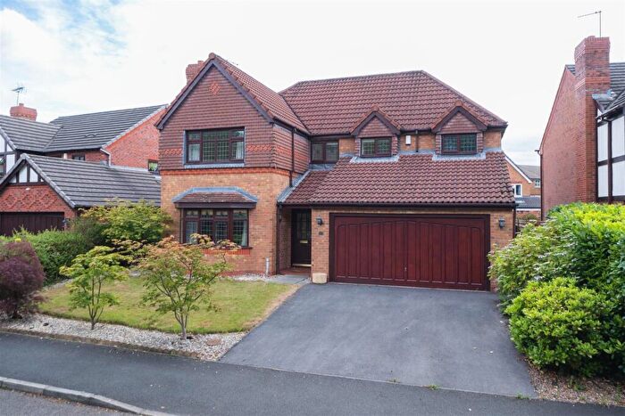 4 Bedroom Detached House For Sale In Monarch Drive, Northwich, CW9