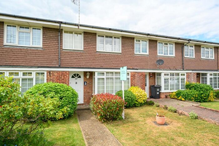 3 Bedroom Terraced House For Sale In Trenchard Close, Hersham Village, KT12