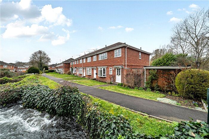 3 Bedroom End Terrace House For Sale In Rivermead Close, Romsey, Hampshire, SO51
