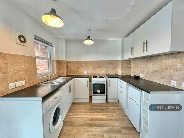1 Bedroom Flat To Rent In Beckton, London, E6