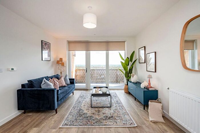 1 Bedroom Flat To Rent In Flat, Foundry House Elmsleigh Road, Staines-Upon-Thames, TW18